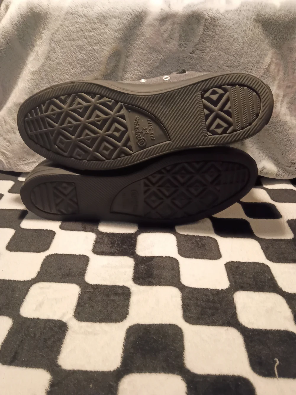 Converse Chuck Taylor All Star High Dark Matter Grey Black A10511C Men's Size 12 - Picture 7 of 8